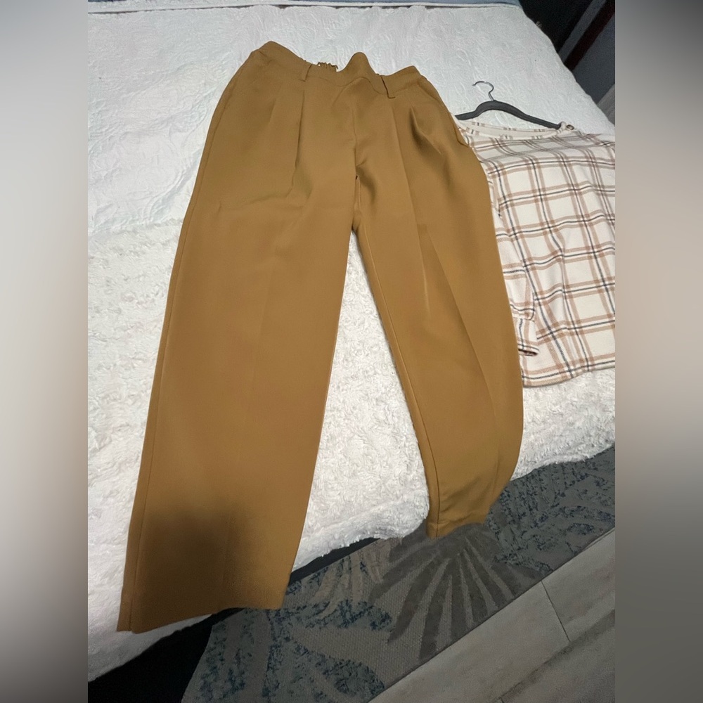 Cropped mustard colored loft pants.